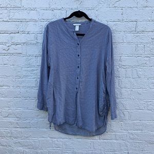 H&M blue and white long top sz 14. Rauched side details.